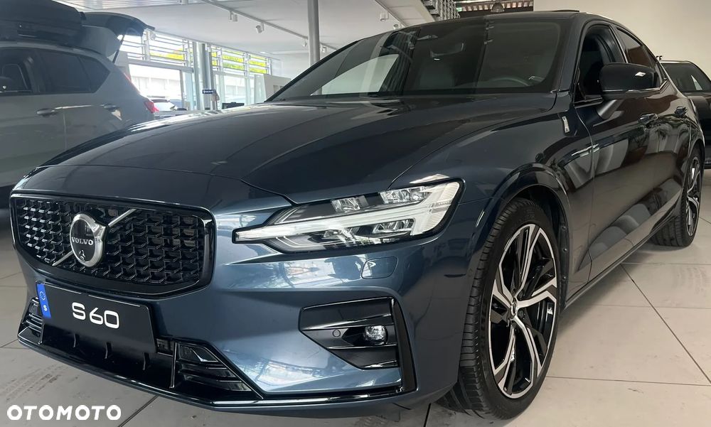 Volvo S60 B5 B AWD Ultimate Dark - 6