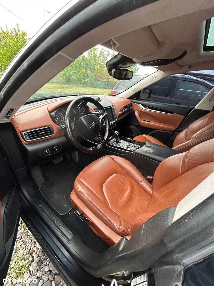 Maserati Levante Standard - 5