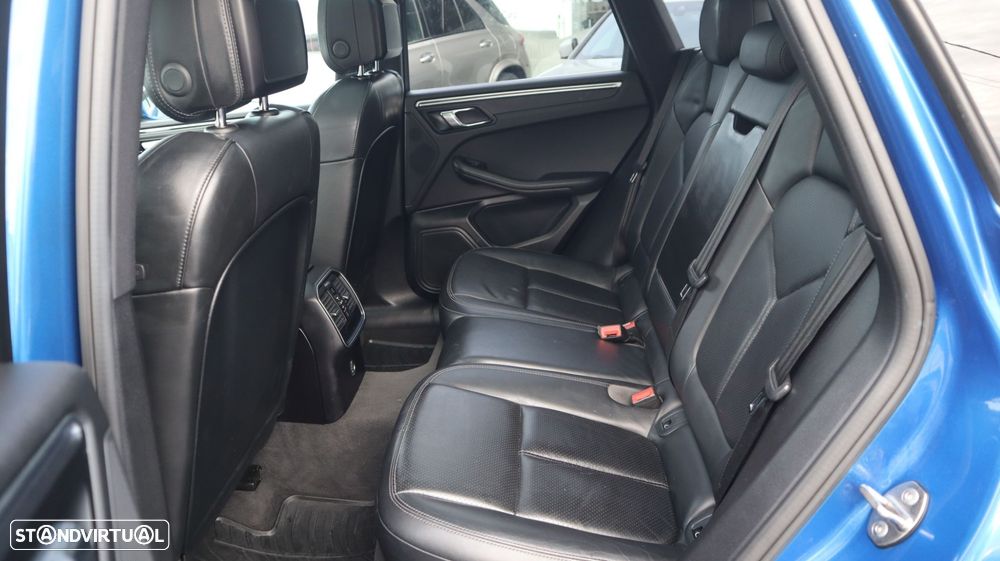Porsche Macan Standard - 12