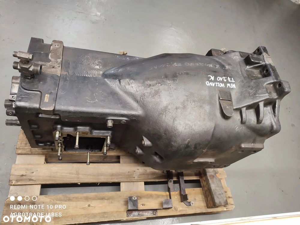 Przekładnia hydrostatyczna Pompa Rexroth R902170519 New Holland T7.210 - 6