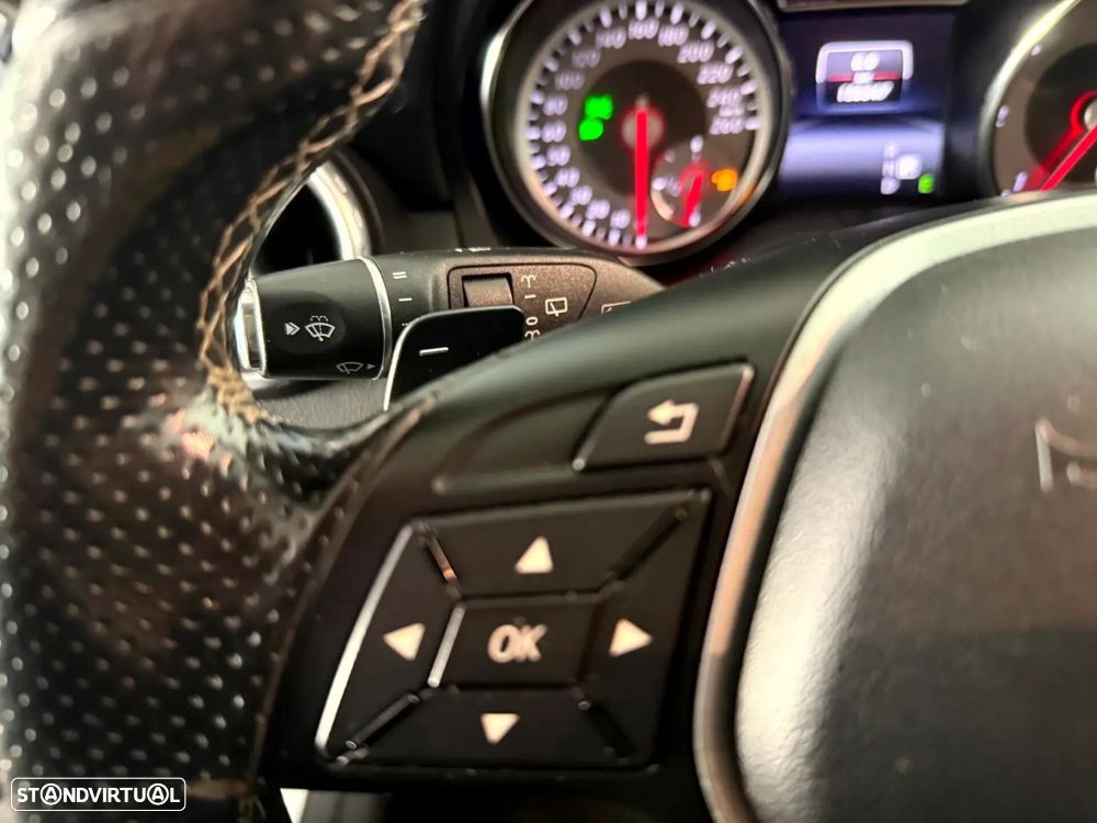 Mercedes-Benz GLA 200 - 27