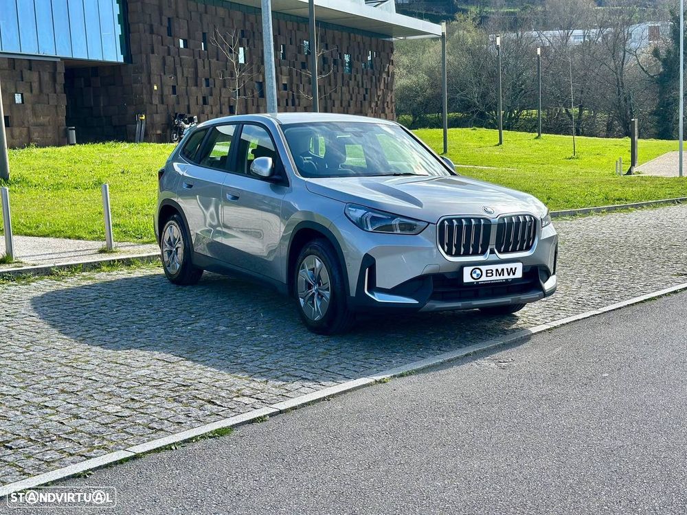 BMW iX1 xDrive30 xLine - 6
