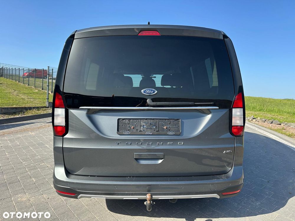 Ford Tourneo Connect - 4