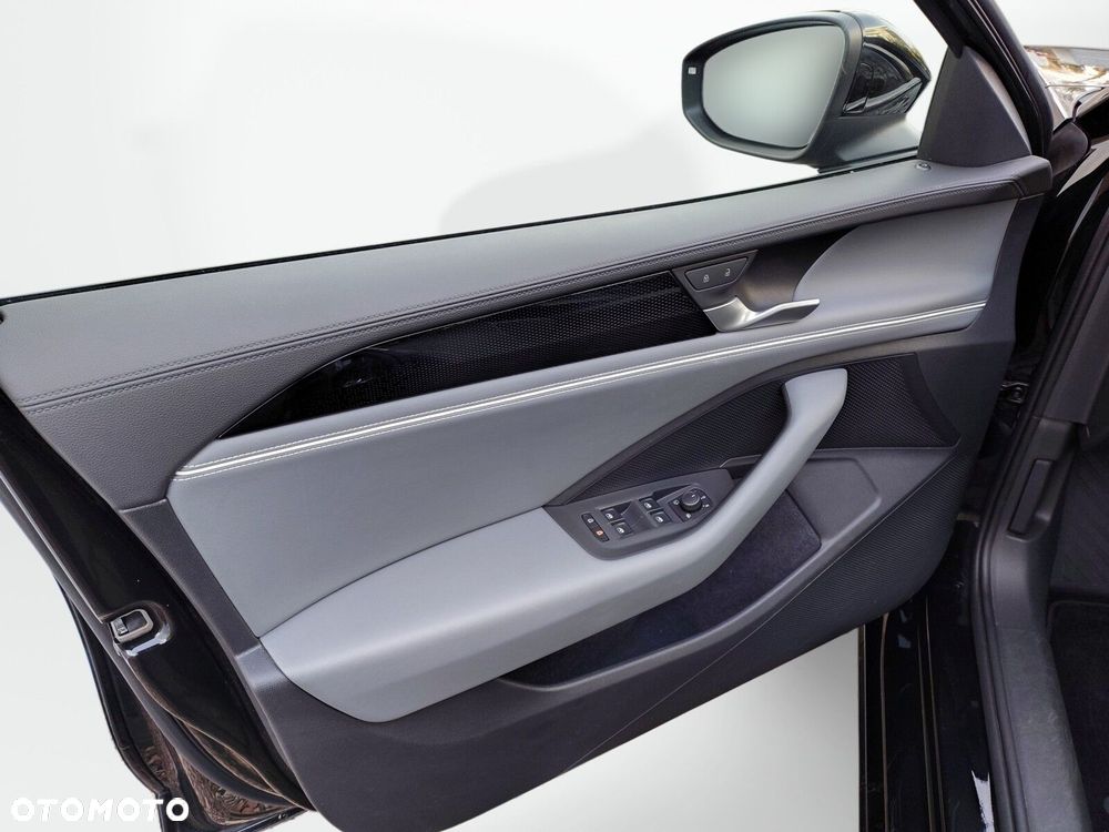 Volkswagen Passat Variant - 9