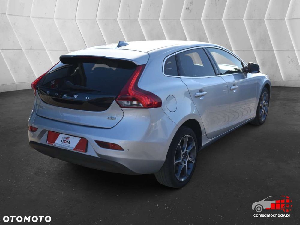 Volvo V40 - 10