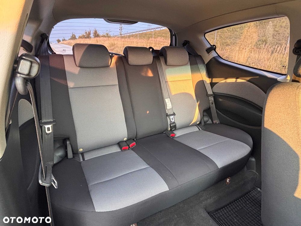 Chevrolet Aveo - 8