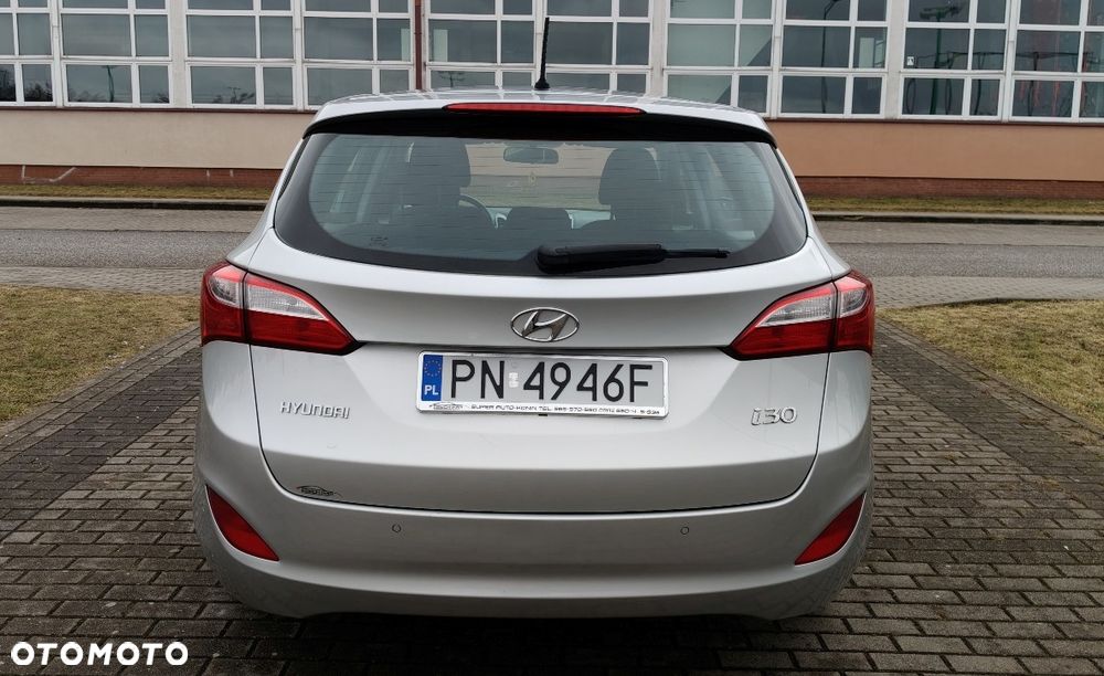 Hyundai i30 1.6 Comfort - 4