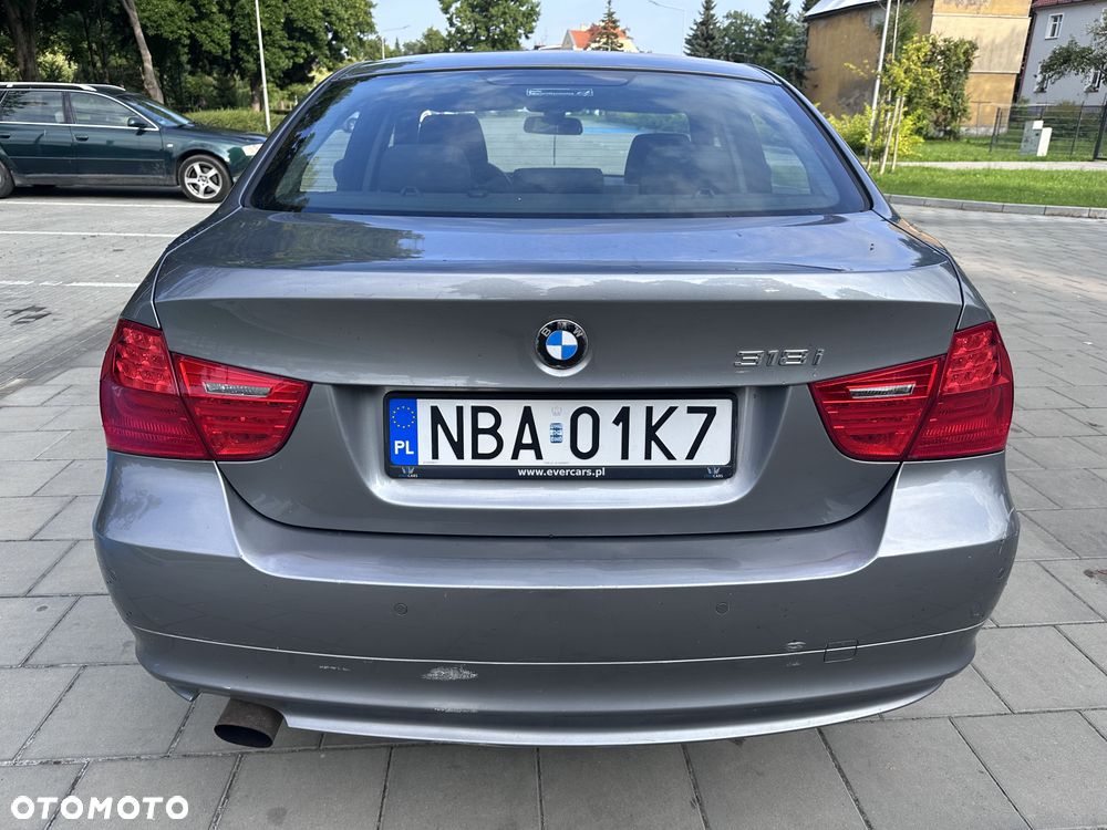 BMW Seria 3 318i - 7