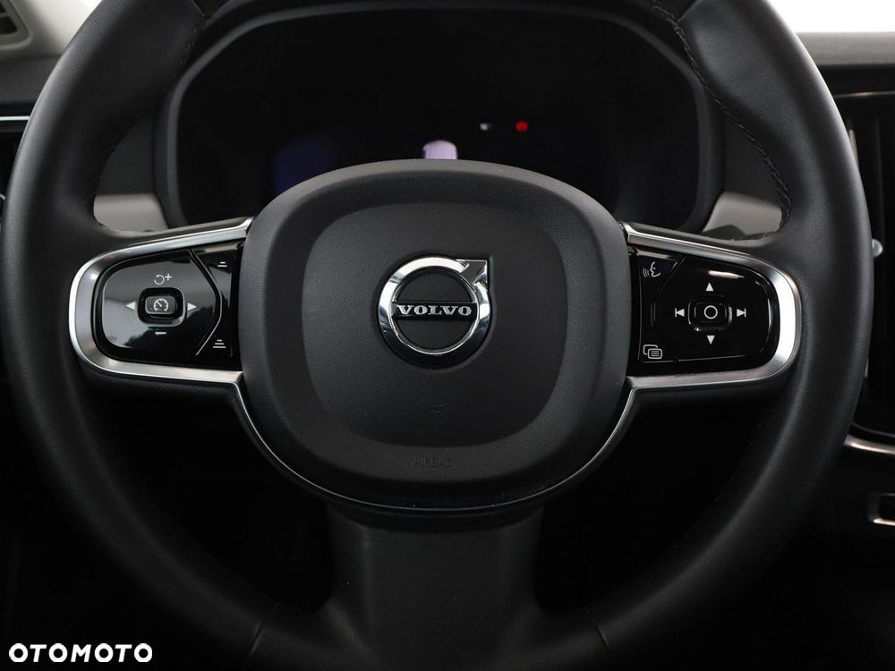 Volvo S90 B5 D AWD Geartronic Momentum Pro - 21