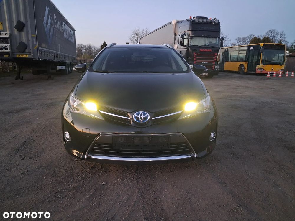 Toyota Auris - 4