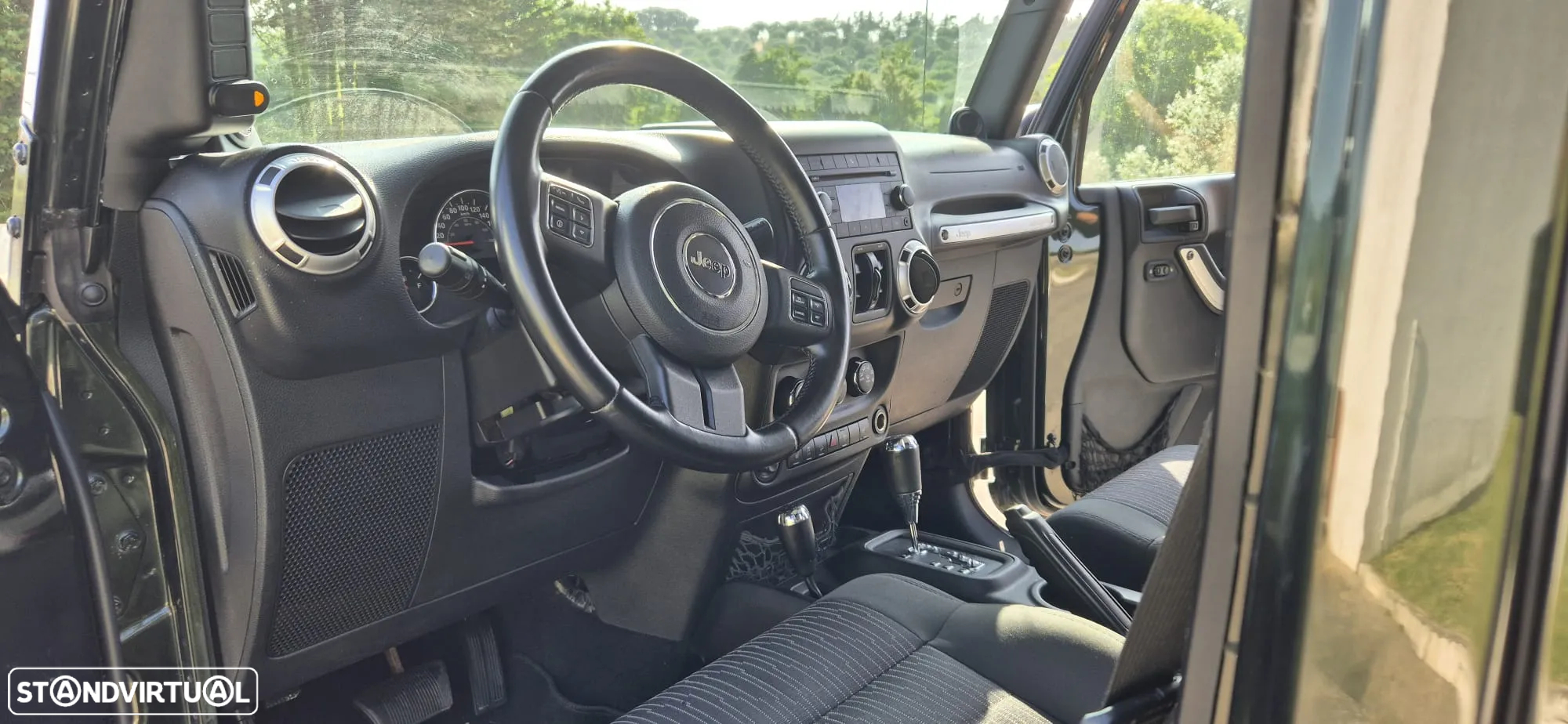Jeep Wrangler Unlimited 2.8 CRD ATX Sahara Adventure Edition - 12