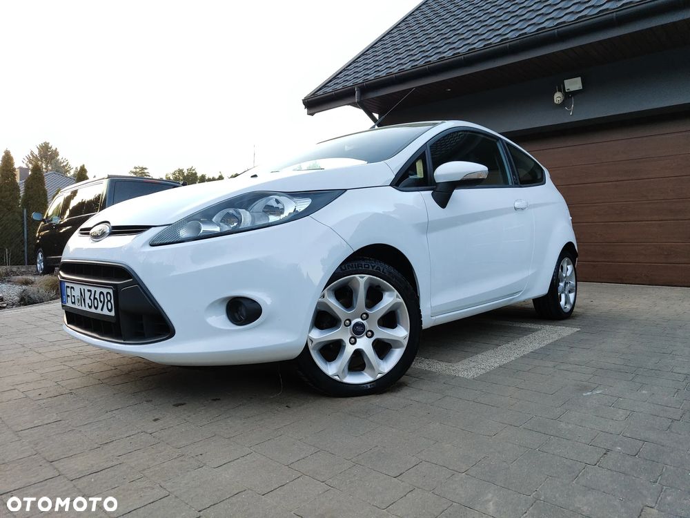 Ford Fiesta 1.25 Champions Edition - 35
