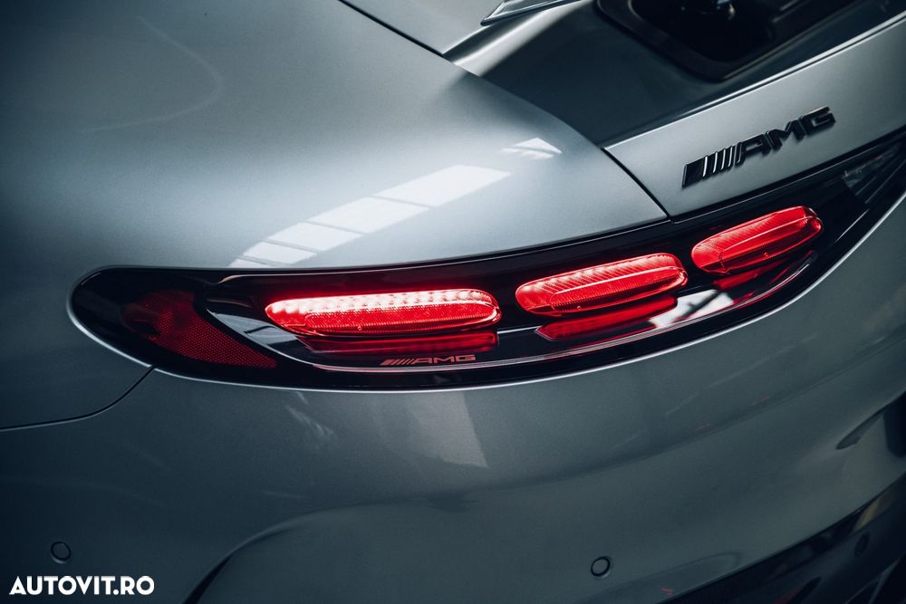 Mercedes-Benz AMG GT - 12