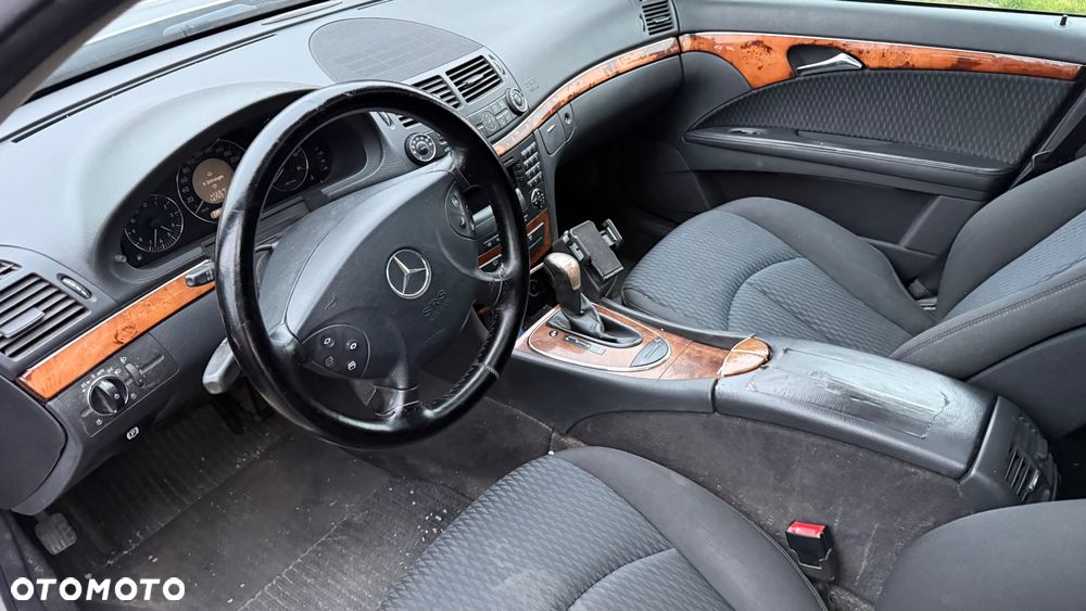 Mercedes-Benz Klasa E - 11