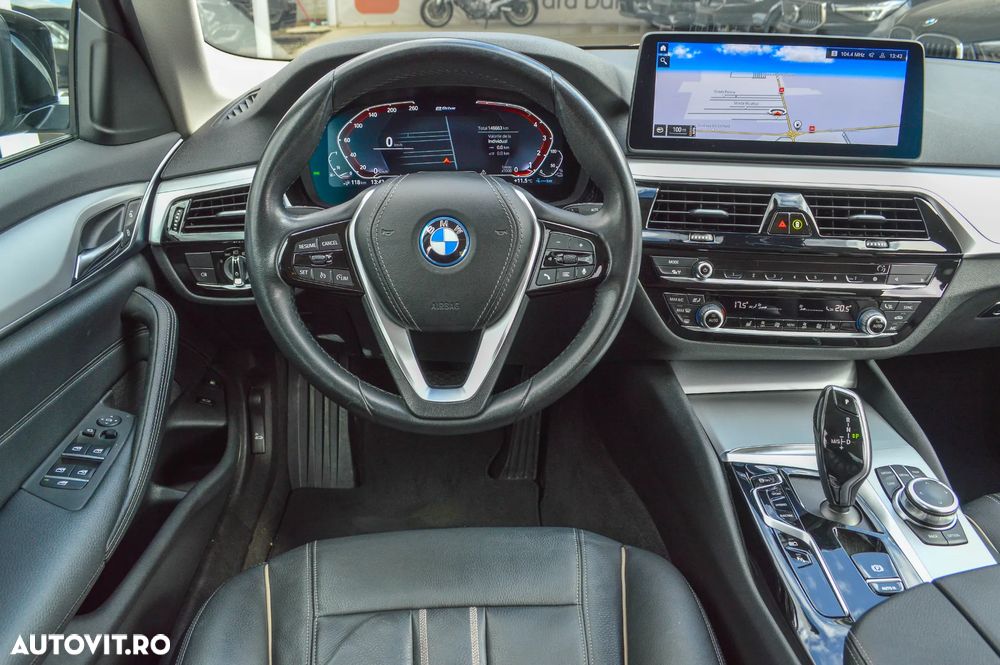 BMW Seria 5 520e Aut. Luxury Line - 23