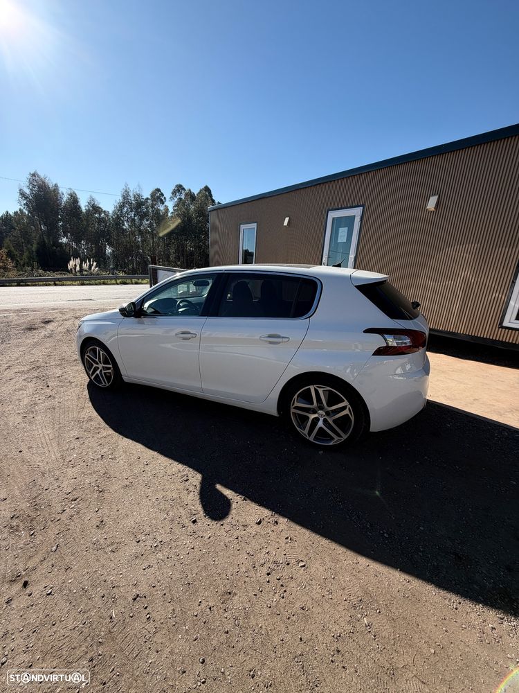 Peugeot 308 1.6 BlueHDi Allure J18 - 12