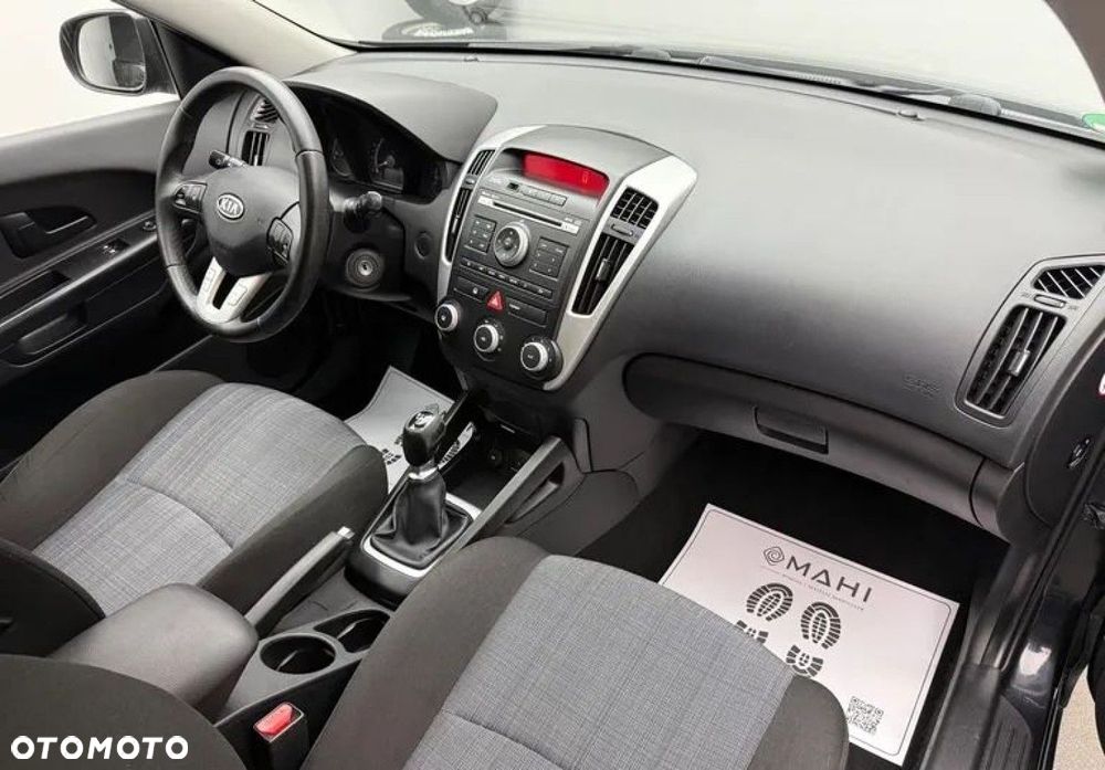 Kia Ceed 1.4 Comfort - 17