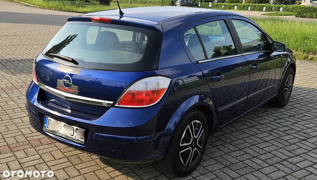 Opel Astra 1.8 Cosmo - 4