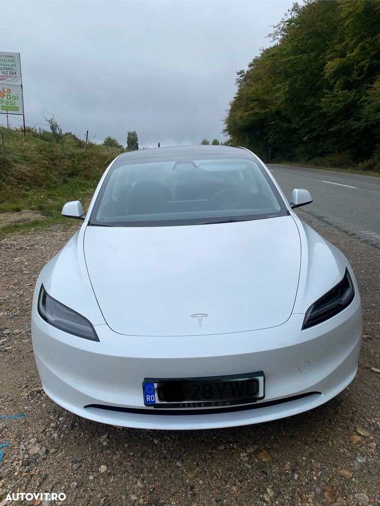 Tesla Model 3 RWD - 1