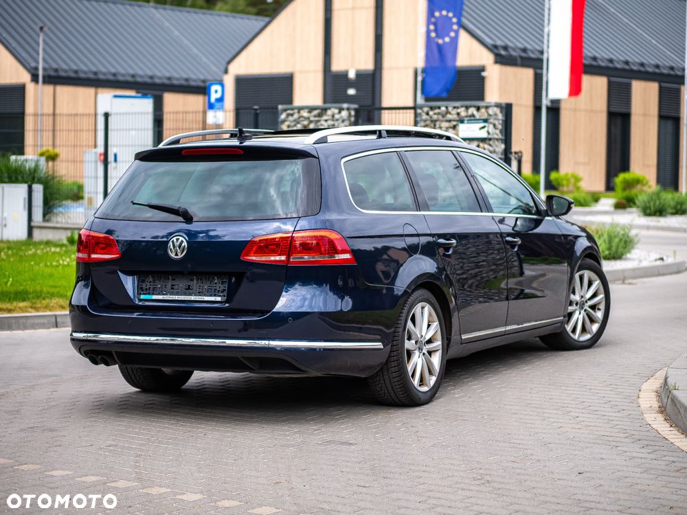 Volkswagen Passat 2.0 TDI Highline - 14