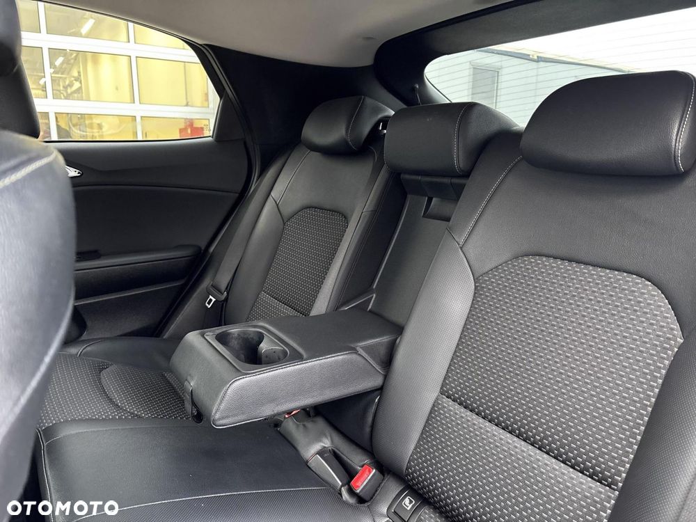 Kia XCeed 1.6 T-GDI Business Line DCT - 16