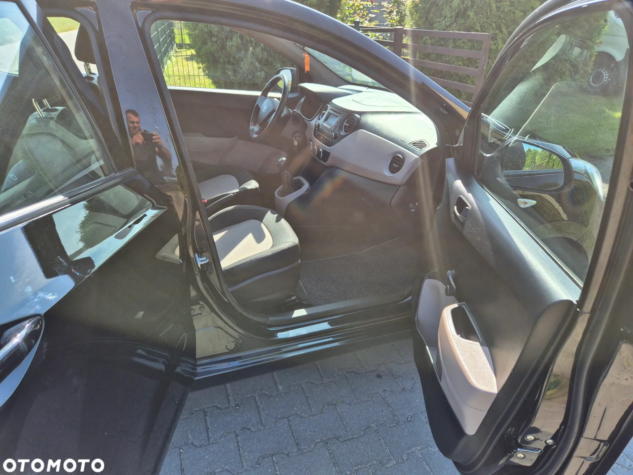 Hyundai i10 1.0 - 17