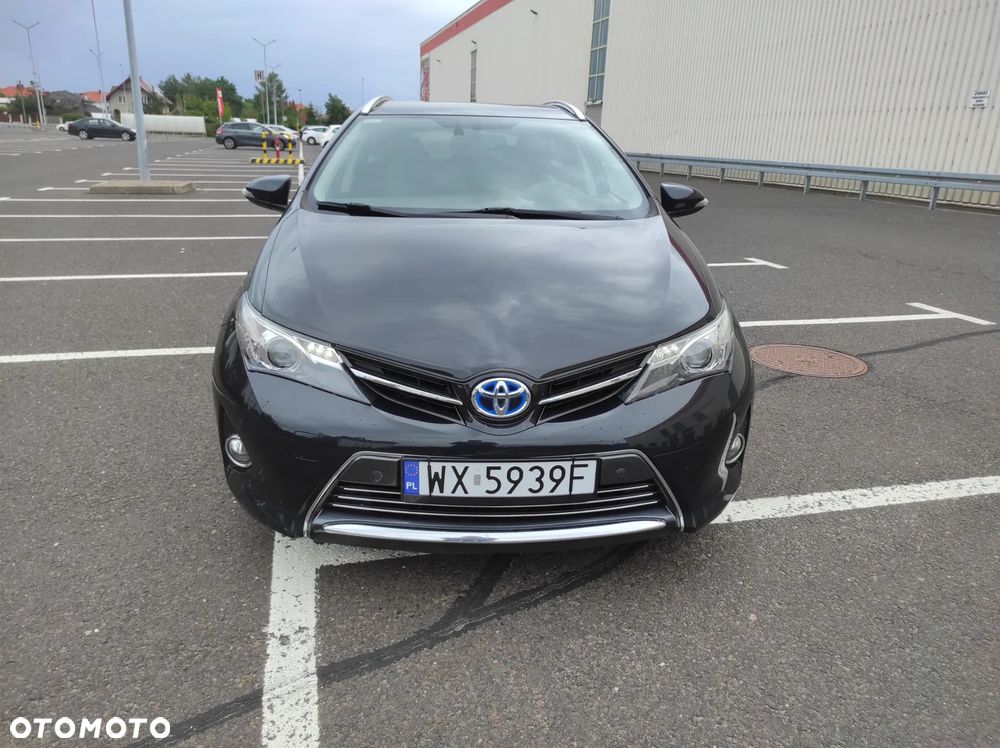 Toyota Auris 1.8 Travel - 1