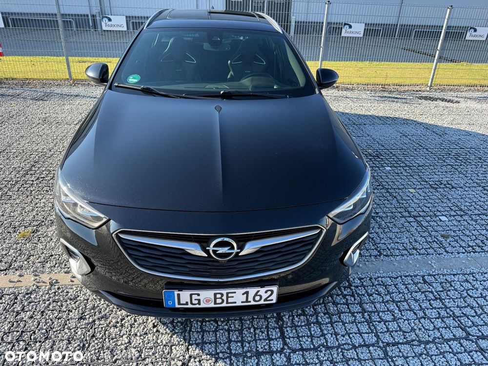 Opel Insignia 2.0 BiTrb D 4x4 Automatik Exclusive - 4