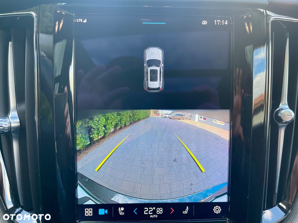 Volvo XC 60 T6 AWD Plug-In Hybrid Inscription - 15