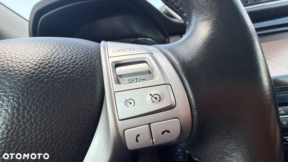 Nissan Qashqai 1.5 dCi DPF 360 - 11
