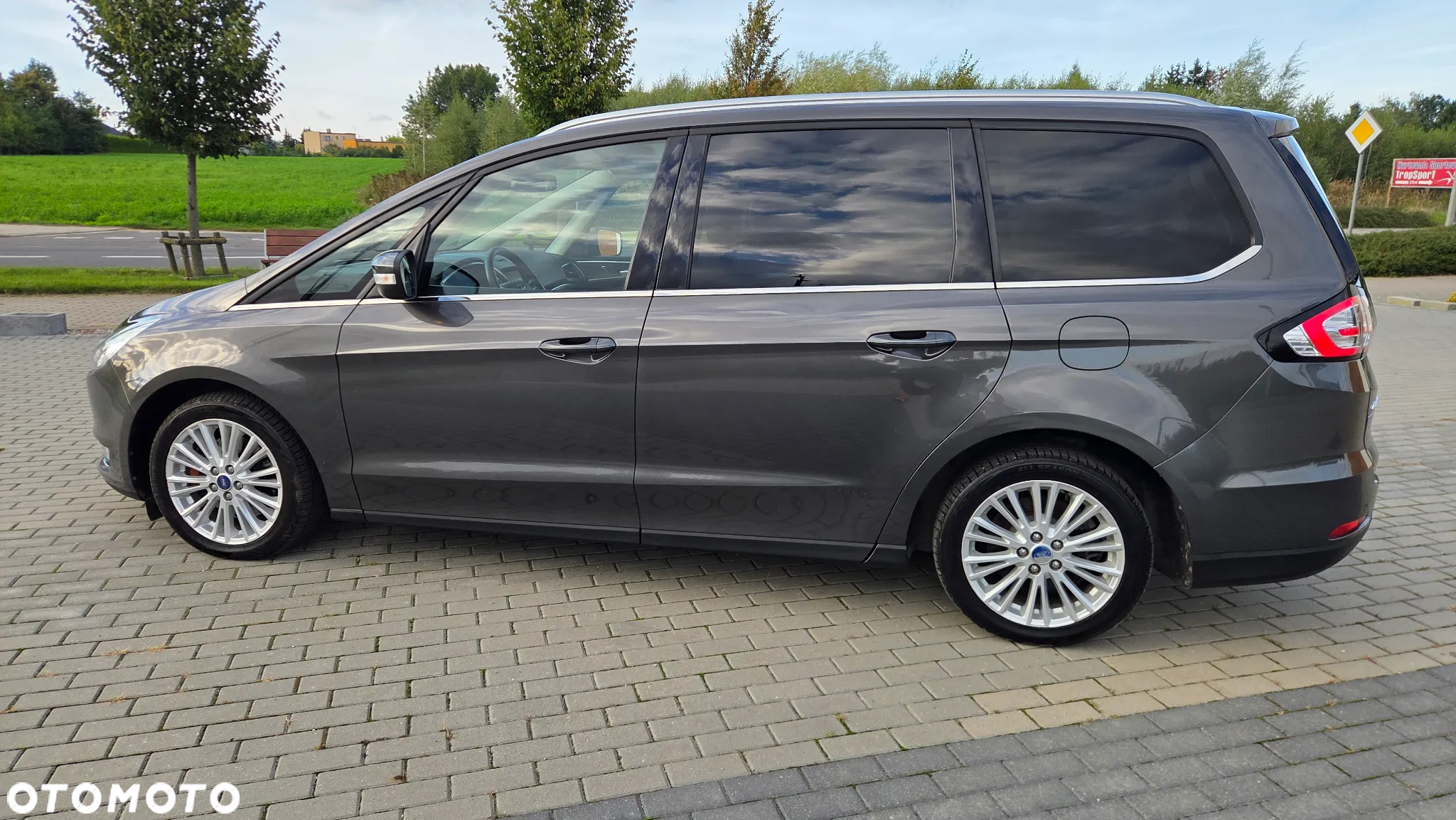 Ford Galaxy 2.0 TDCi 4WD Titanium PowerShift - 6