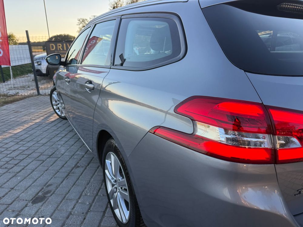 Peugeot 308 - 9