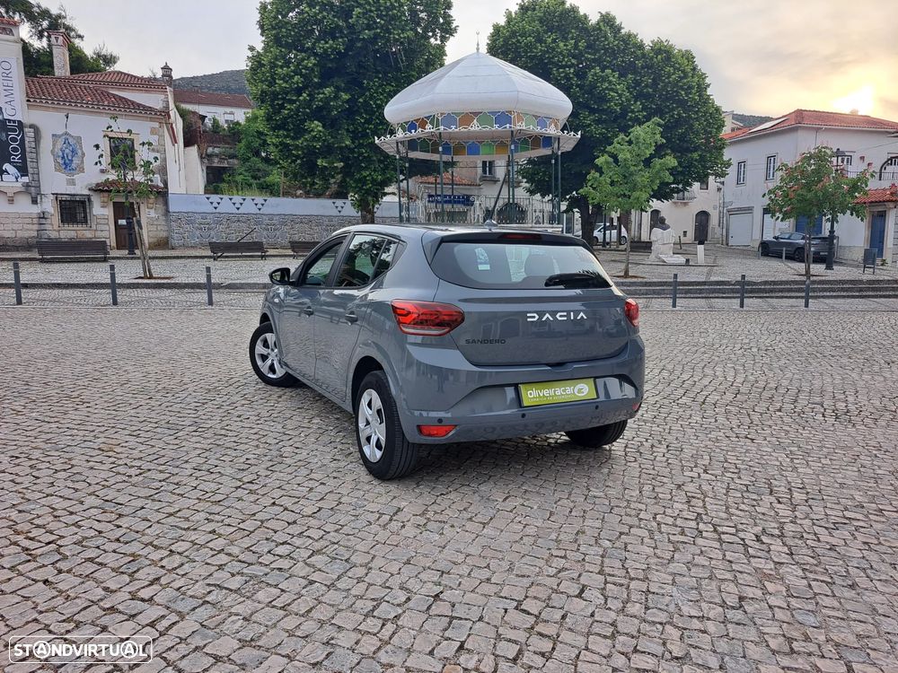 Dacia Sandero 1.0 SCe Essential - 4