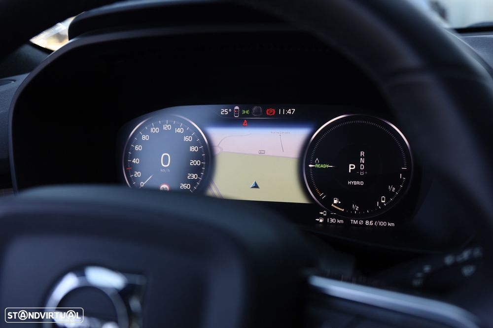 Volvo XC 40 1.5 T5 PHEV Plus Bright - 24