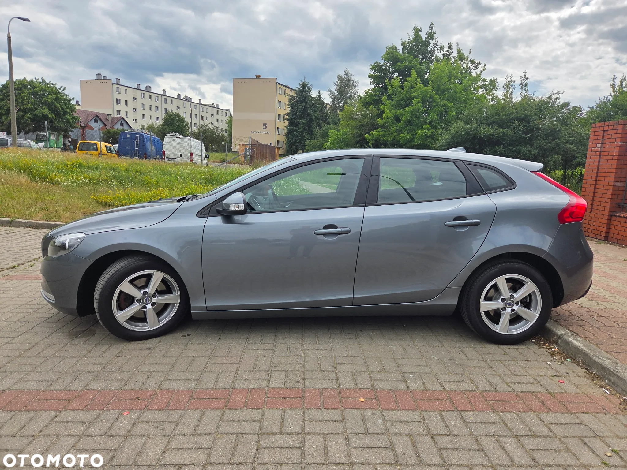 Volvo V40 D2 Drive-E Base - 2