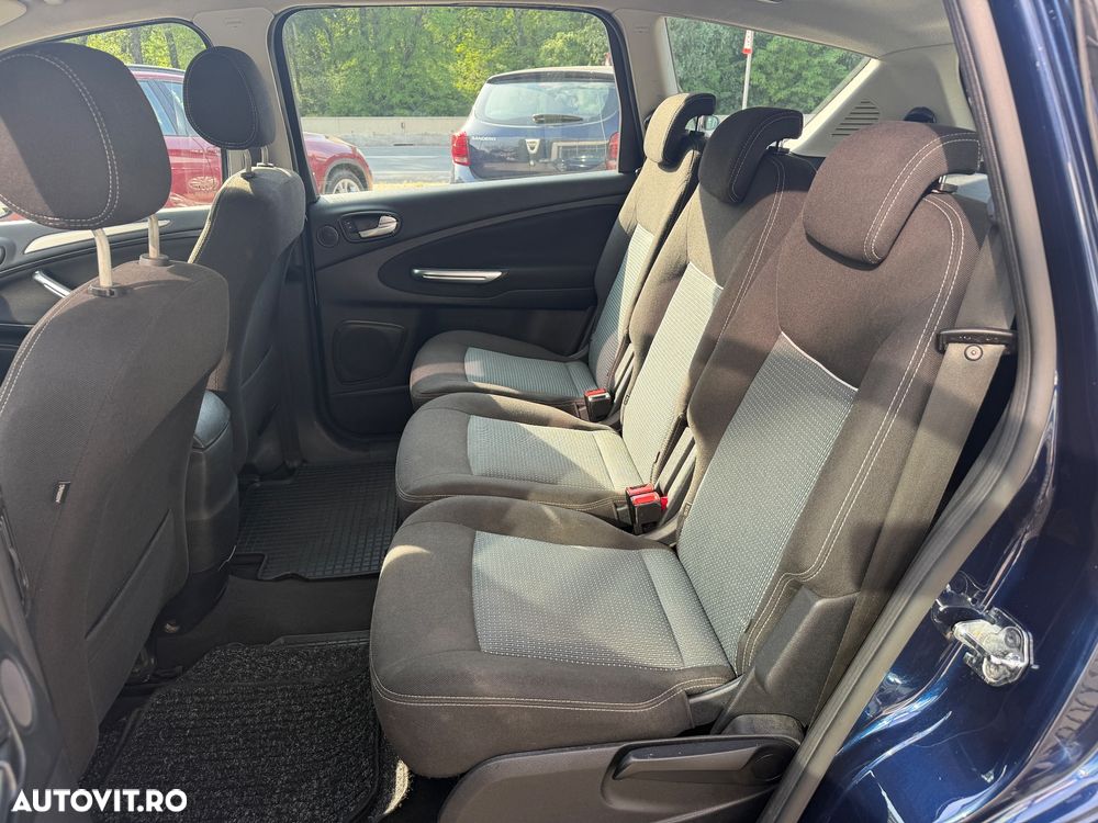 Ford S-Max 2.0 TDCi DPF Titanium - 14