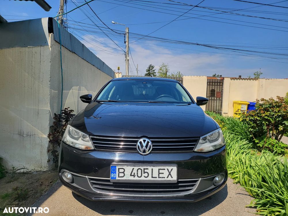 Volkswagen Jetta 1.6 TDI DSG Highline - 5