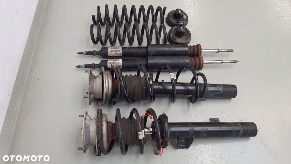 BMW M135 SAUBER EDITION ZAWIESZENIE KPL ORG IGŁA - 3