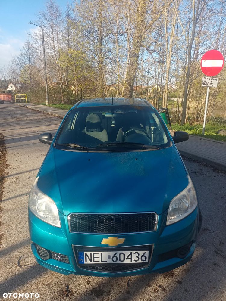 Chevrolet Aveo 1.2 16V Base - 3