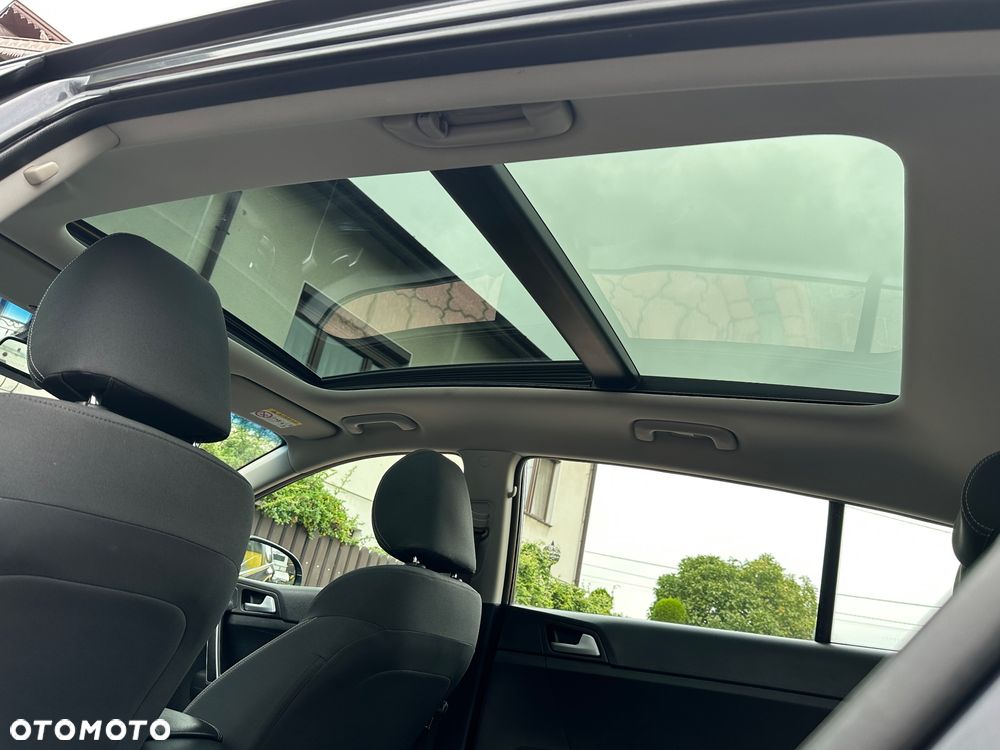 Kia Sportage 1.7 CRDI 2WD Dream-Team Edition - 20