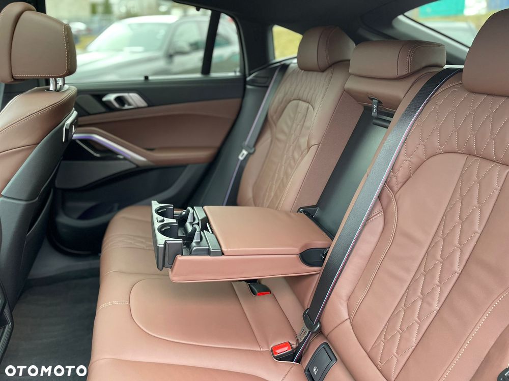 BMW X6 - 31