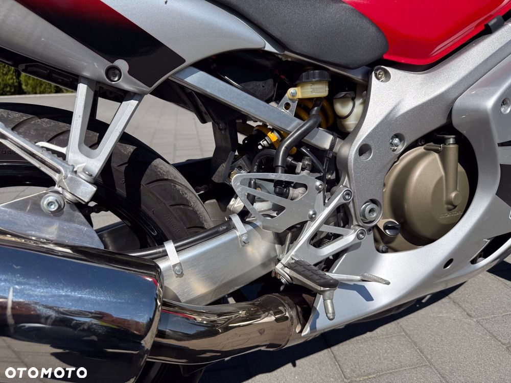 Honda CBR - 8