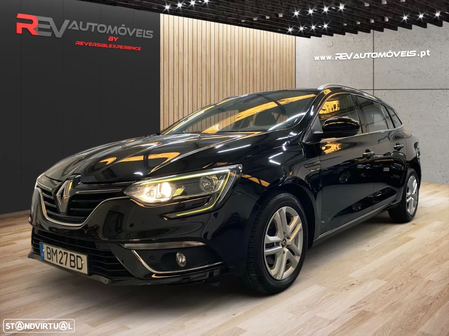 Renault Mégane Sport Tourer 1.5 Blue dCi Equilibre EDC - 1
