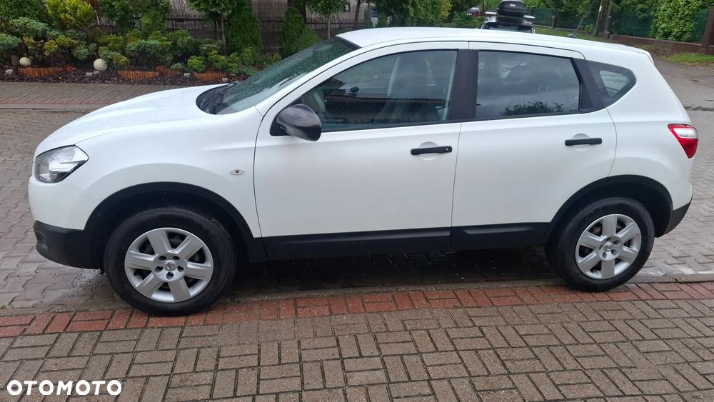 Nissan Qashqai 2.0 4x4 Visia - 2