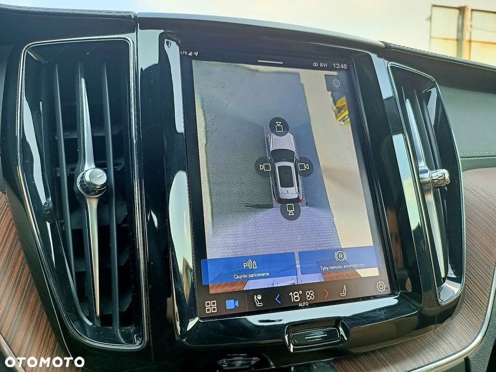 Volvo XC 60 T8 Plug-In Hybrid AWD Ultimate Bright - 27