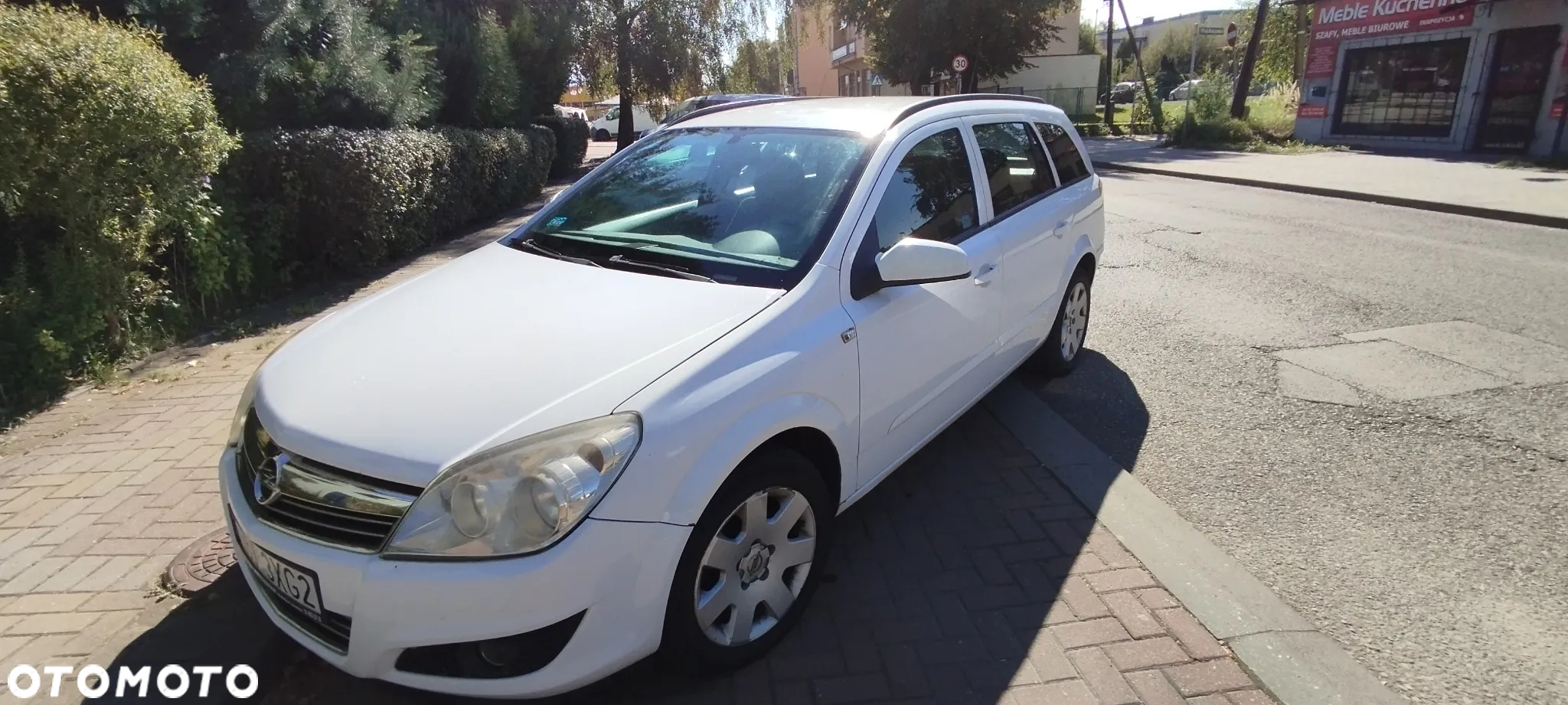 Opel Astra III 1.7 CDTI Essentia - 2