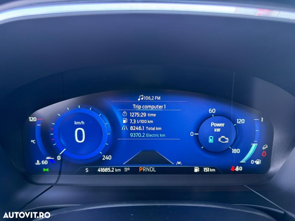 Ford Kuga 2.5 Duratec FHEV AWD Vignale - 28