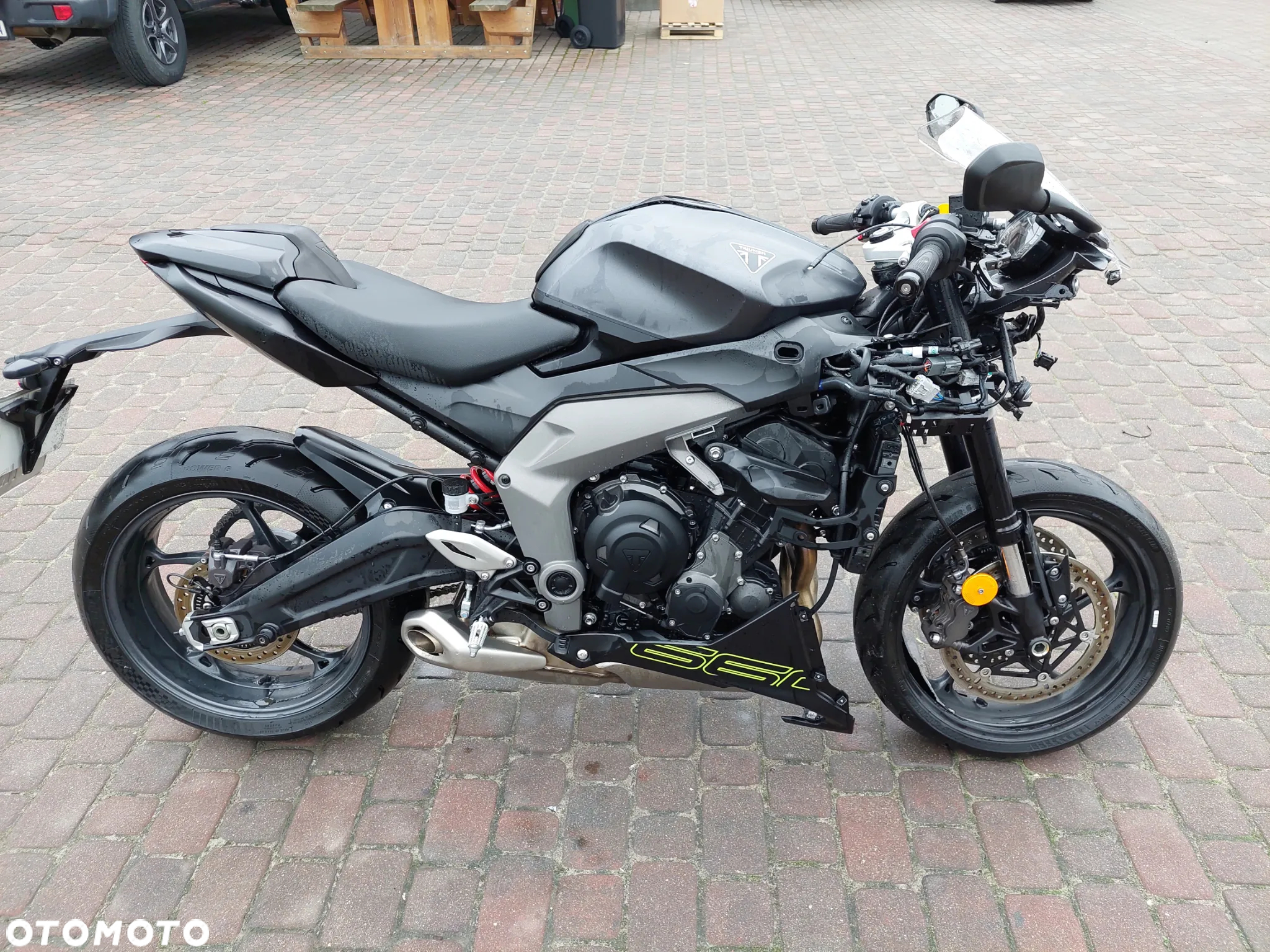 Triumph Daytona - 6