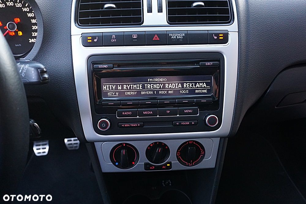 Volkswagen Polo 1.2 MATCH - 29