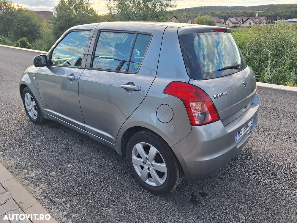 Suzuki Swift 1.3 DDiS Comfort - 8